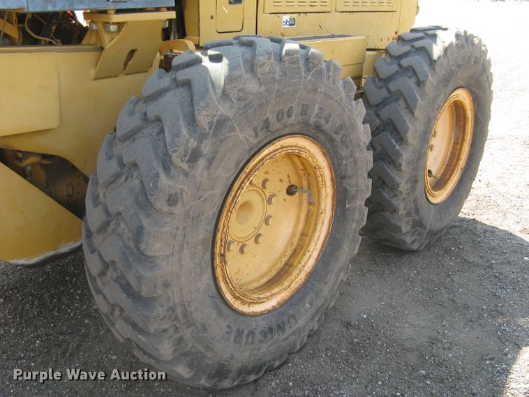 image for item DC1410 1998 Champion 720A VHP motor grader