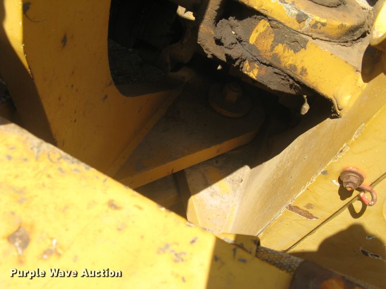 image for item DC1410 1998 Champion 720A VHP motor grader