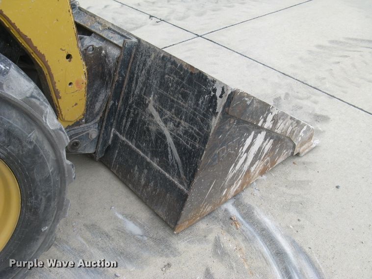 image for item DC1412 2008 Caterpillar 262C skid steer