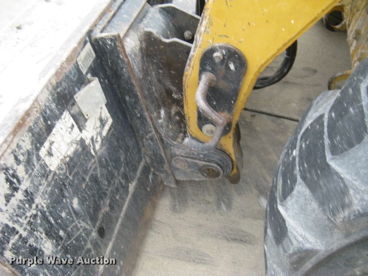 image for item DC1412 2008 Caterpillar 262C skid steer