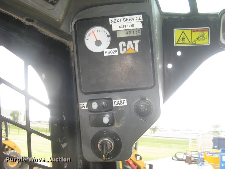 image for item DC1412 2008 Caterpillar 262C skid steer