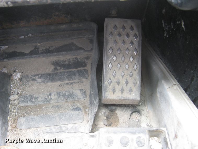 image for item DC1412 2008 Caterpillar 262C skid steer