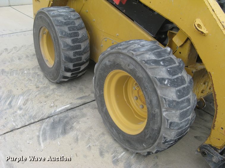 image for item DC1412 2008 Caterpillar 262C skid steer