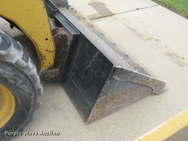 image for item DC1413 2008 Caterpillar 262C skid steer