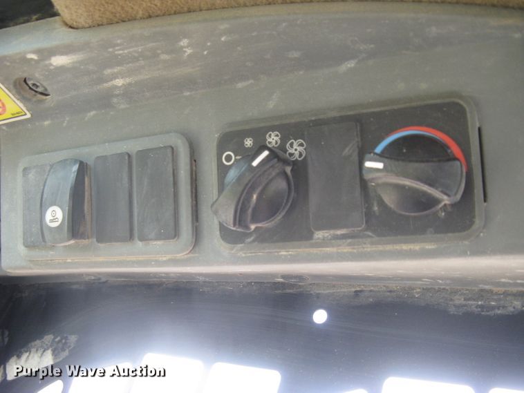 image for item DC1413 2008 Caterpillar 262C skid steer