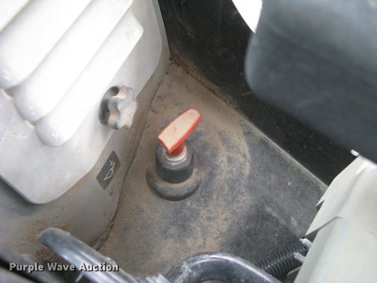 image for item DC1413 2008 Caterpillar 262C skid steer