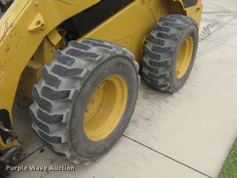 image for item DC1413 2008 Caterpillar 262C skid steer