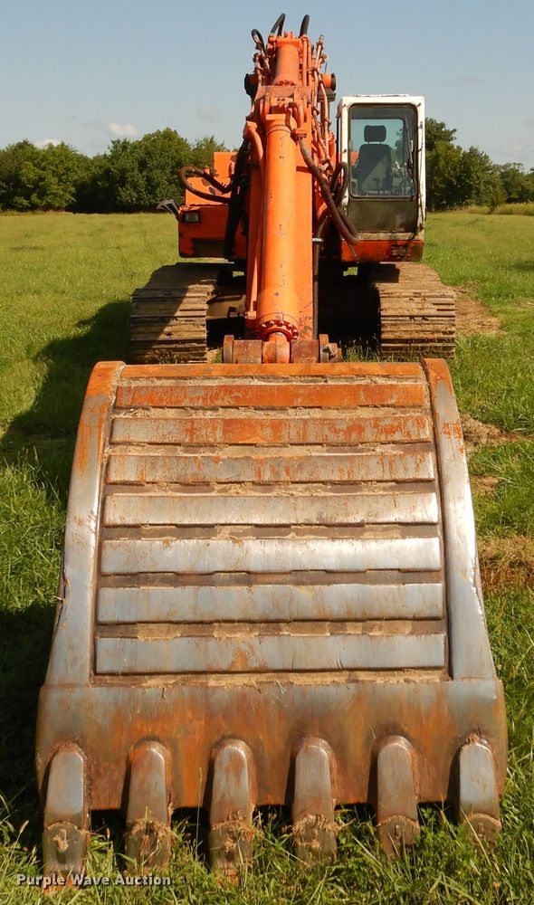 image for item DC8681 1998 Daewoo Solar 330-III excavator