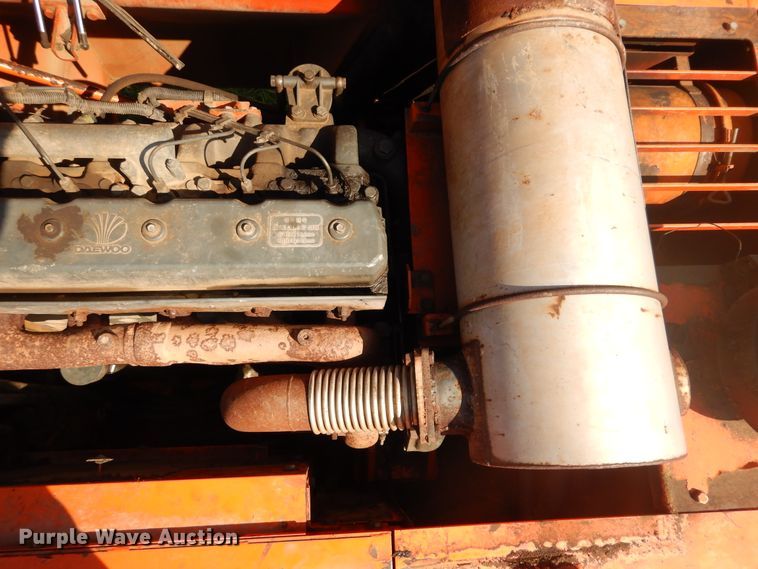 image for item DC8681 1998 Daewoo Solar 330-III excavator