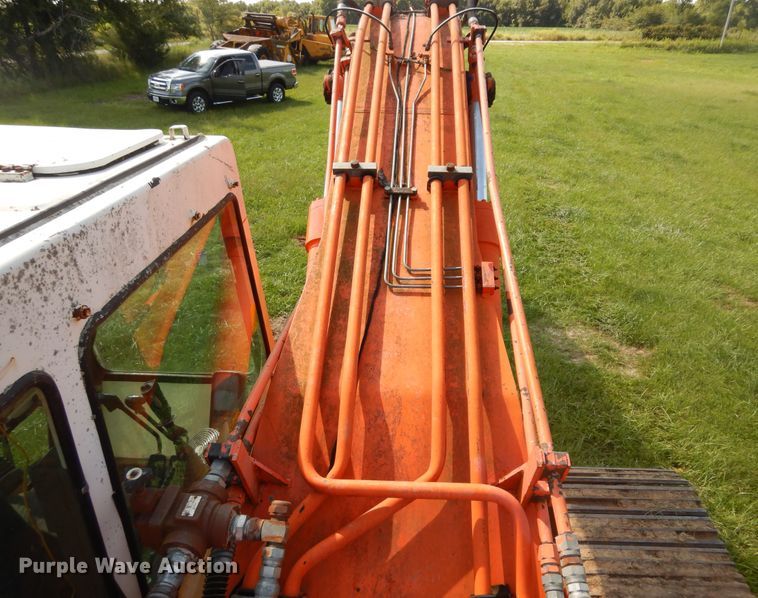 image for item DC8681 1998 Daewoo Solar 330-III excavator