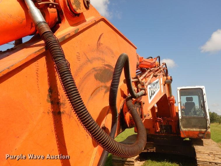 image for item DC8681 1998 Daewoo Solar 330-III excavator