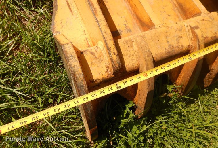 image for item DC8681 1998 Daewoo Solar 330-III excavator