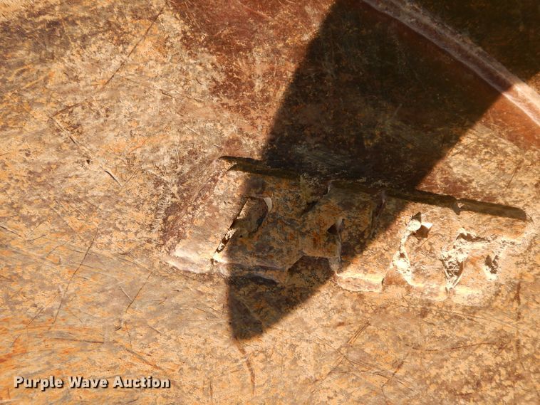 image for item DC8681 1998 Daewoo Solar 330-III excavator