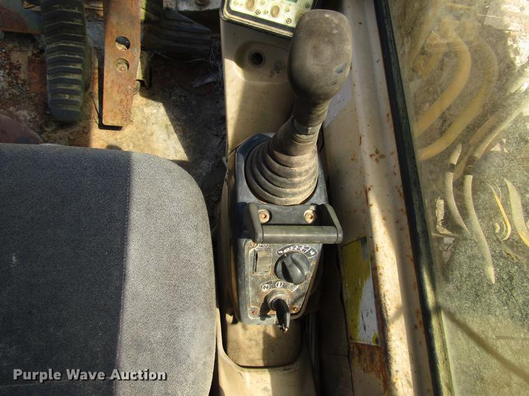 image for item DD3005 1993 Caterpillar 325L excavator