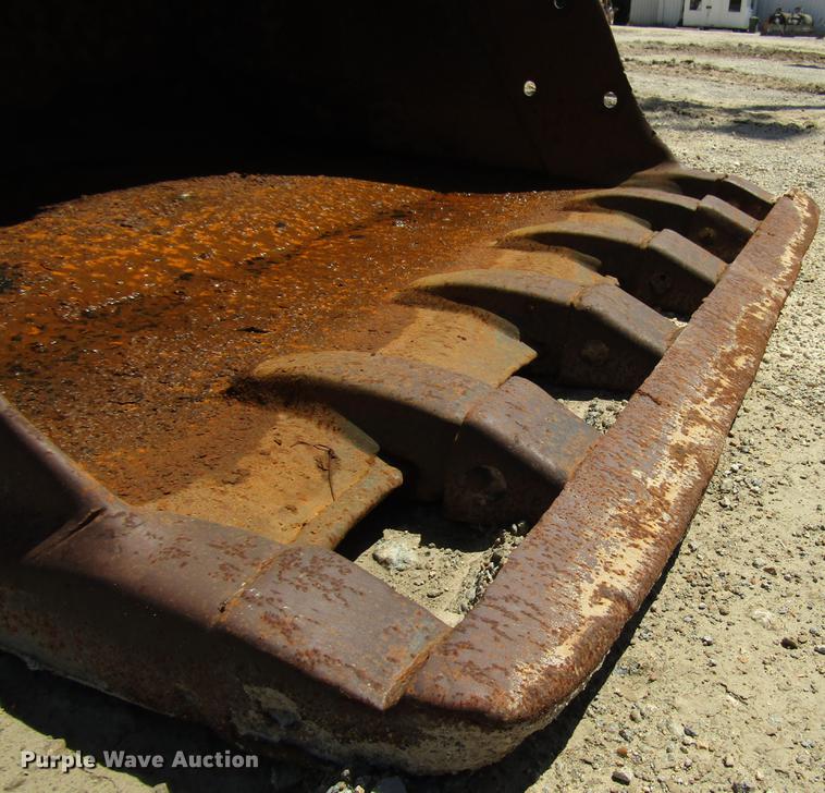 image for item DD3005 1993 Caterpillar 325L excavator