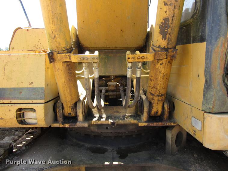 image for item DD3005 1993 Caterpillar 325L excavator