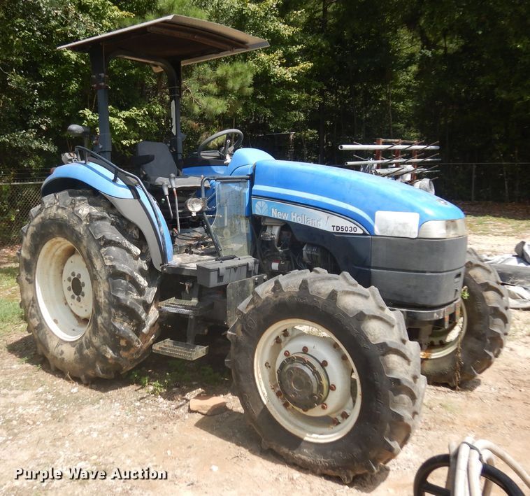 image for item DD3024 2010 New Holland TD5030 tractor