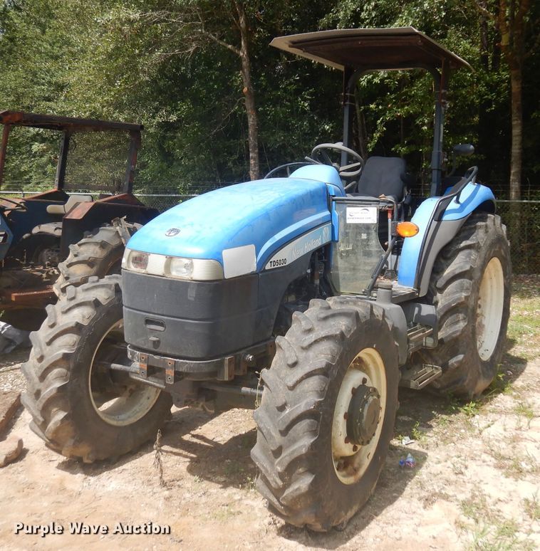 image for item DD3024 2010 New Holland TD5030 tractor