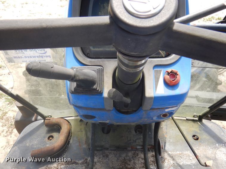 image for item DD3024 2010 New Holland TD5030 tractor