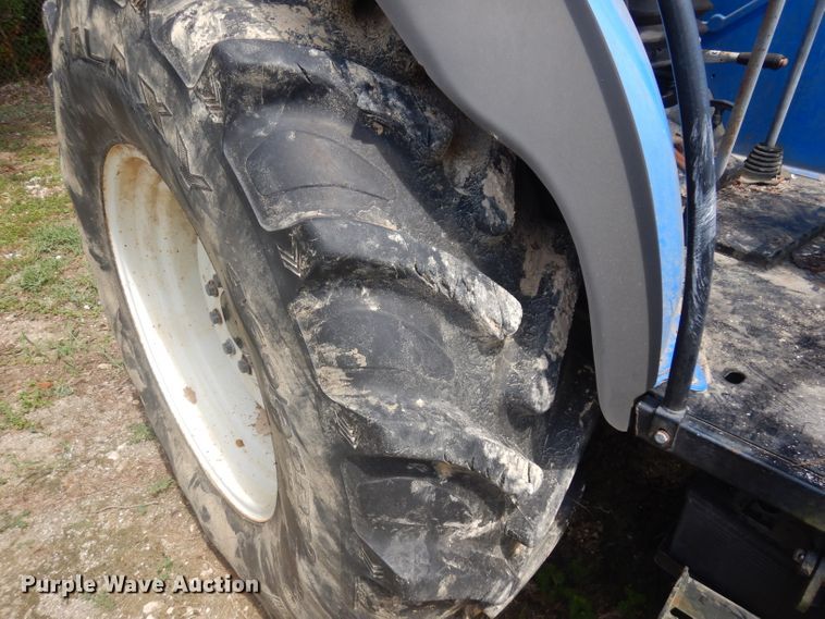 image for item DD3024 2010 New Holland TD5030 tractor