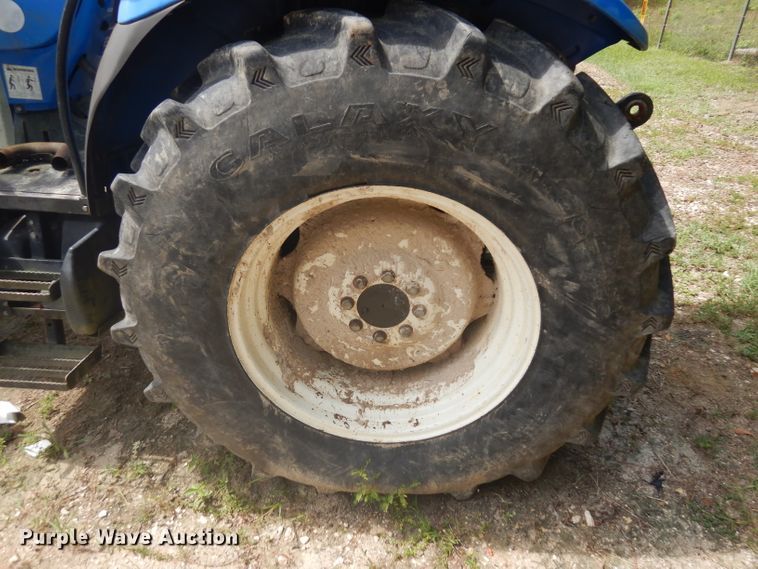 image for item DD3024 2010 New Holland TD5030 tractor
