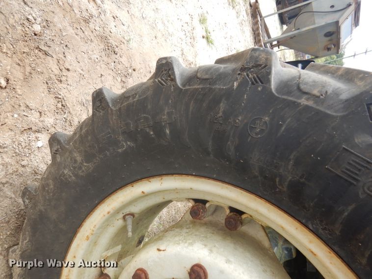 image for item DD3024 2010 New Holland TD5030 tractor