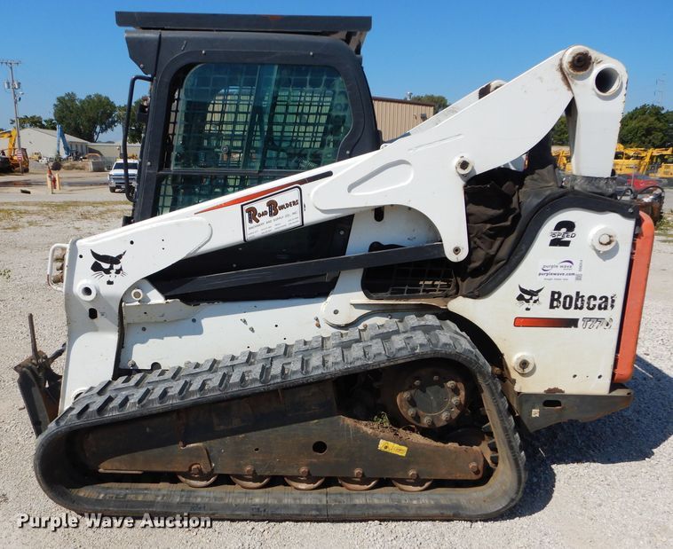 image for item DD6314 2012 Bobcat T770 skid steer