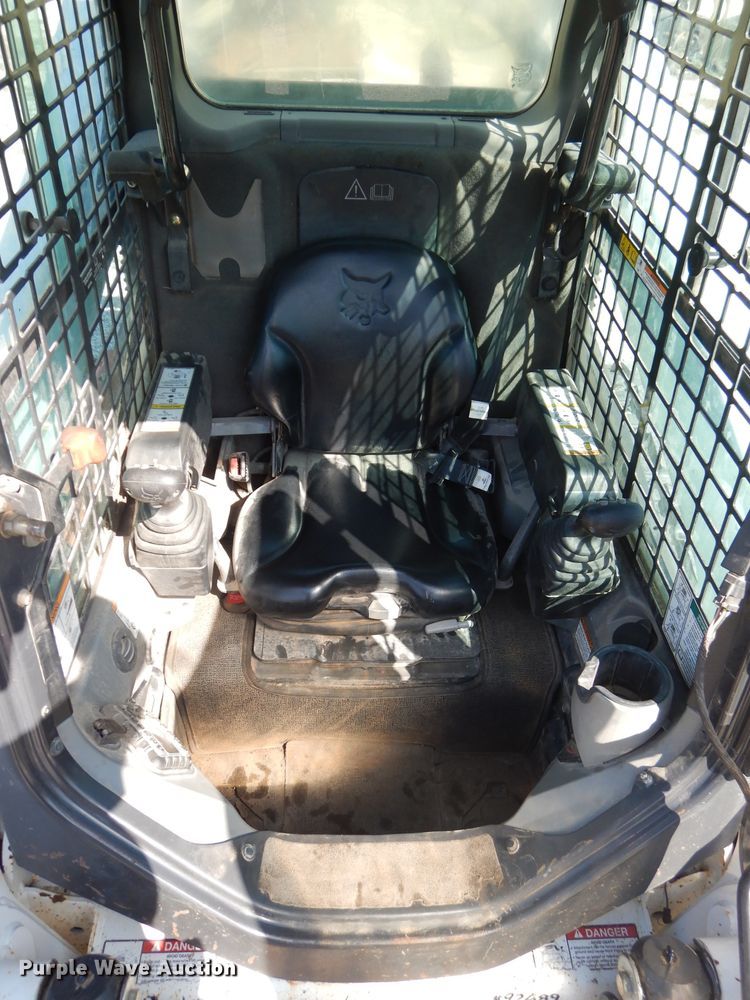 image for item DD6314 2012 Bobcat T770 skid steer