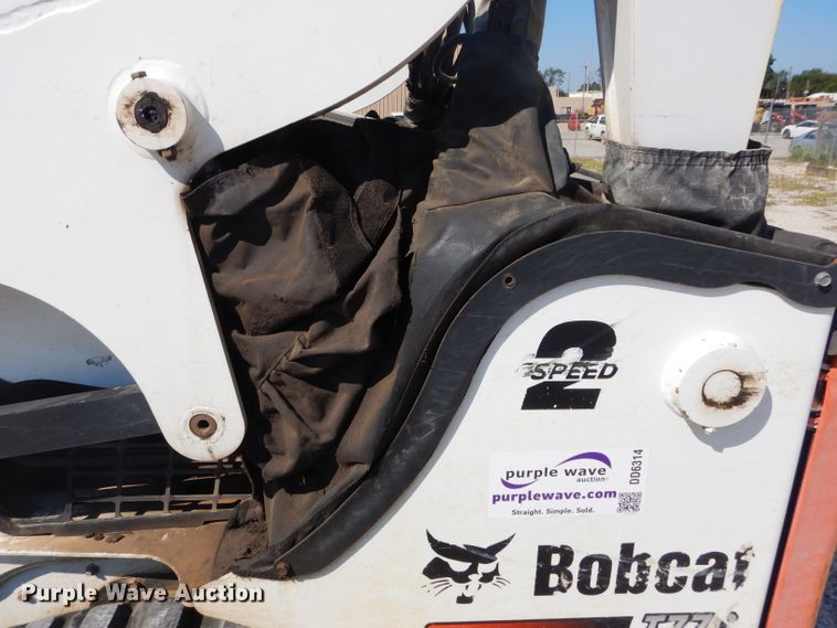 image for item DD6314 2012 Bobcat T770 skid steer