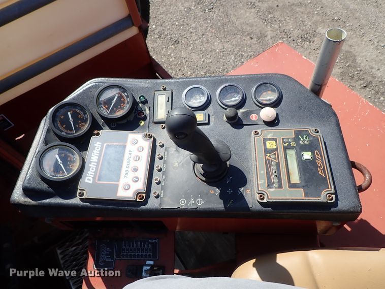 image for item DE1028 2003 Ditch Witch JT1720 directional boring unit