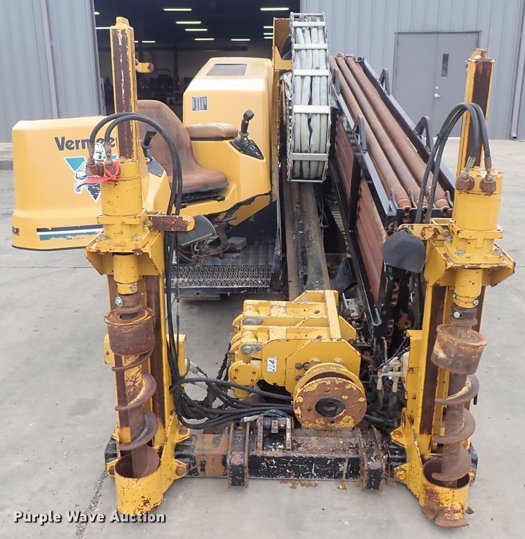 image for item DE1037 2001 Vermeer D24X33 directional boring unit