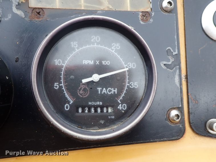 image for item DE1037 2001 Vermeer D24X33 directional boring unit