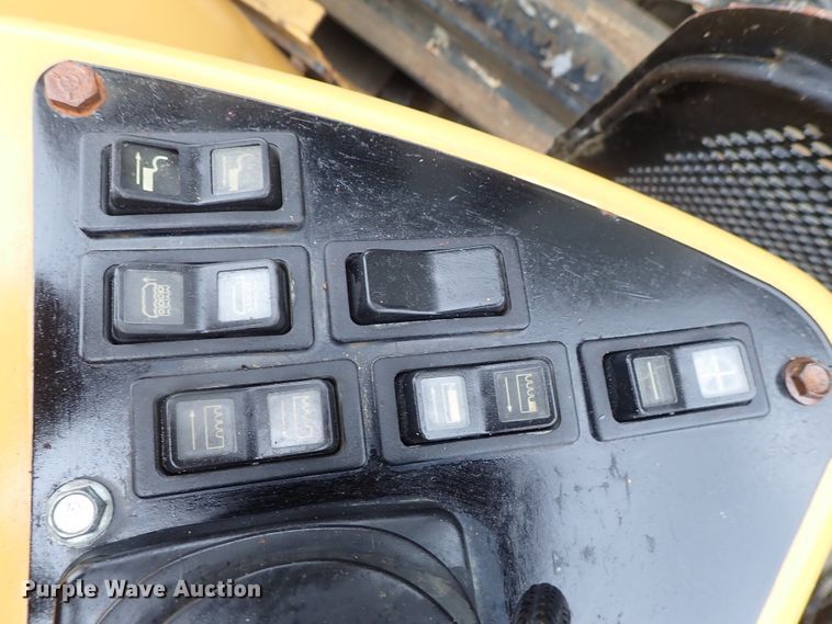 image for item DE1037 2001 Vermeer D24X33 directional boring unit