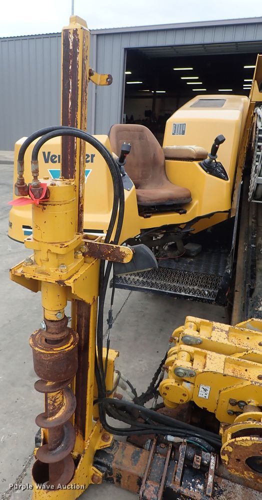 image for item DE1037 2001 Vermeer D24X33 directional boring unit