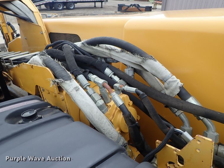 image for item DE1037 2001 Vermeer D24X33 directional boring unit