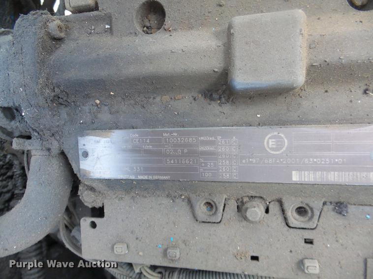 image for item DE2395 2005 Fuchs MHL 331 rubber tire excavator