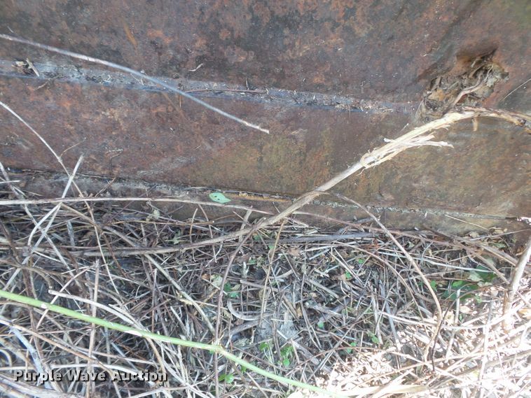 image for item DE7984 1981 John Deere 750 dozer