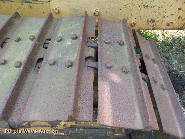 image for item DE7984 1981 John Deere 750 dozer