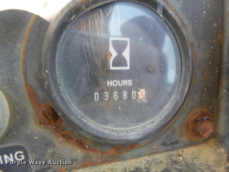 image for item DE7984 1981 John Deere 750 dozer