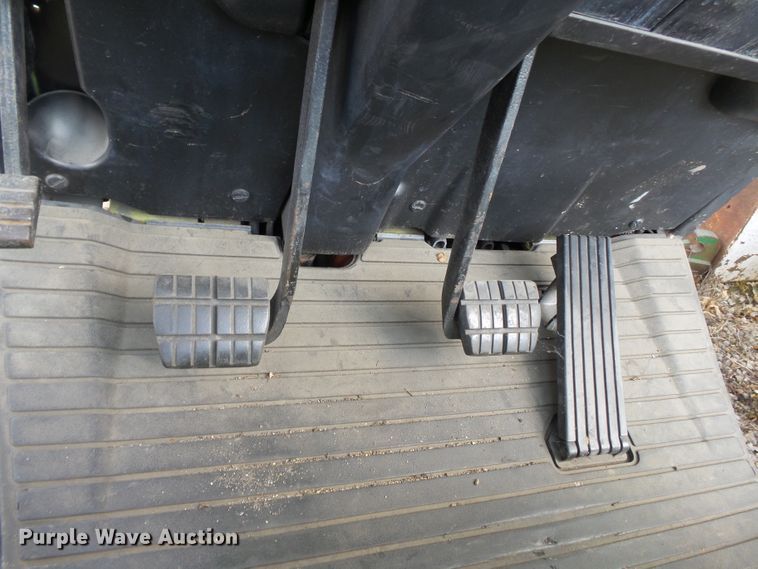 image for item DE7986 Clark CGC25 forklift