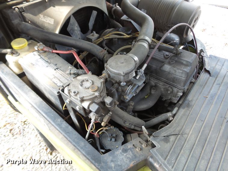 image for item DE7986 Clark CGC25 forklift