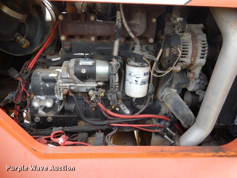 image for item DF2581 2007 SkyTrak 8042 telehandler