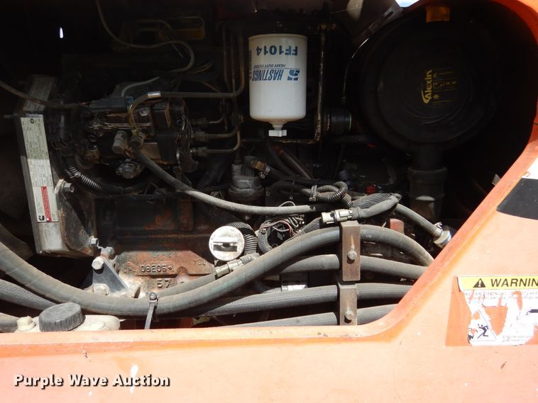 image for item DF2581 2007 SkyTrak 8042 telehandler