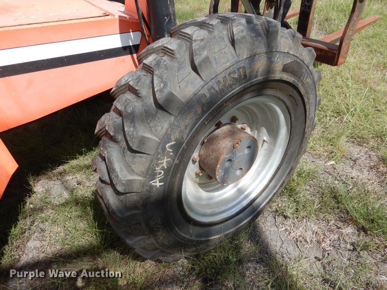 image for item DF2581 2007 SkyTrak 8042 telehandler