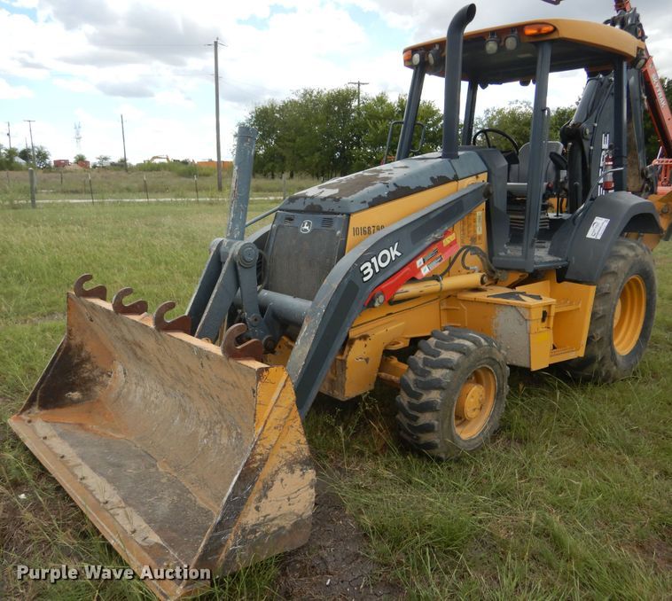 image for item DF2582 2013 John Deere 310K backhoe