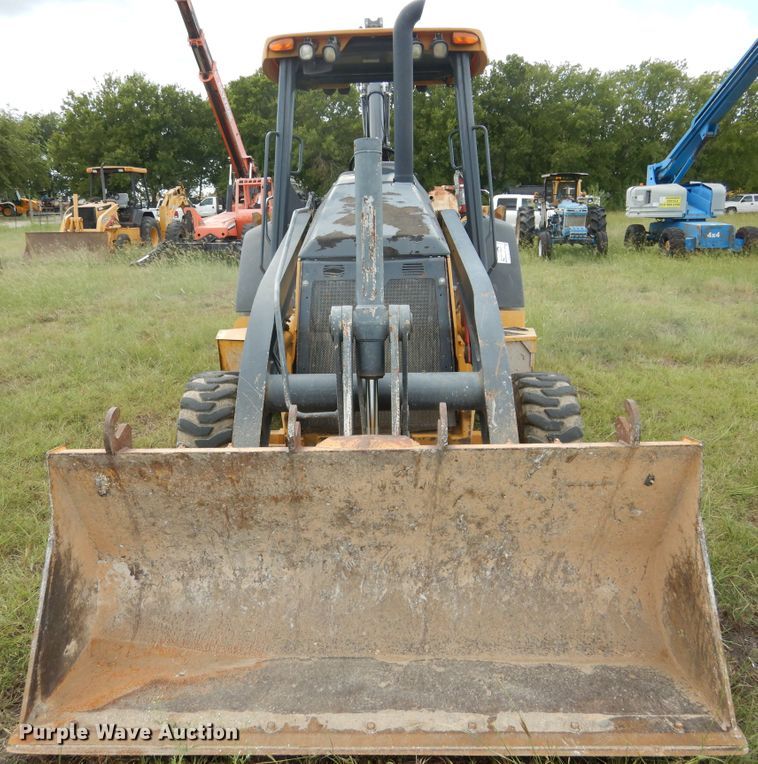 image for item DF2582 2013 John Deere 310K backhoe