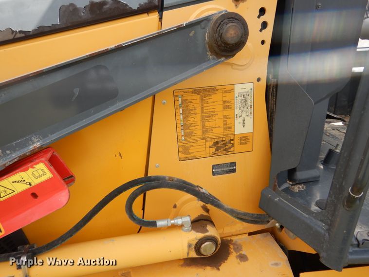 image for item DF2582 2013 John Deere 310K backhoe