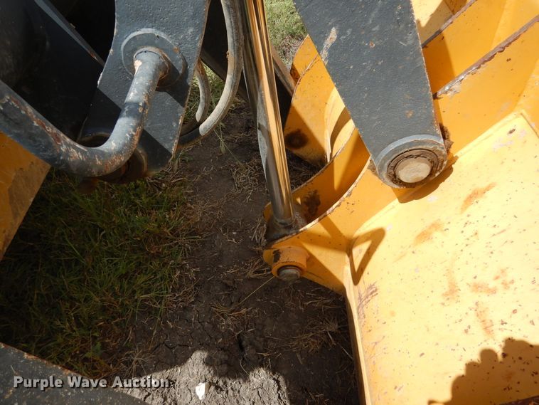 image for item DF2582 2013 John Deere 310K backhoe