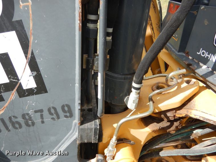image for item DF2582 2013 John Deere 310K backhoe