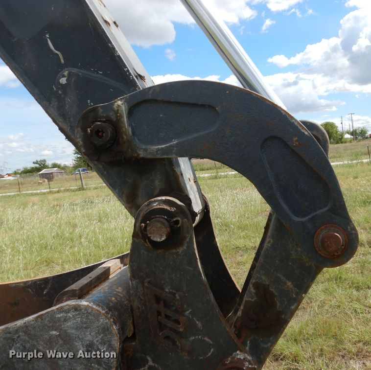 image for item DF2582 2013 John Deere 310K backhoe